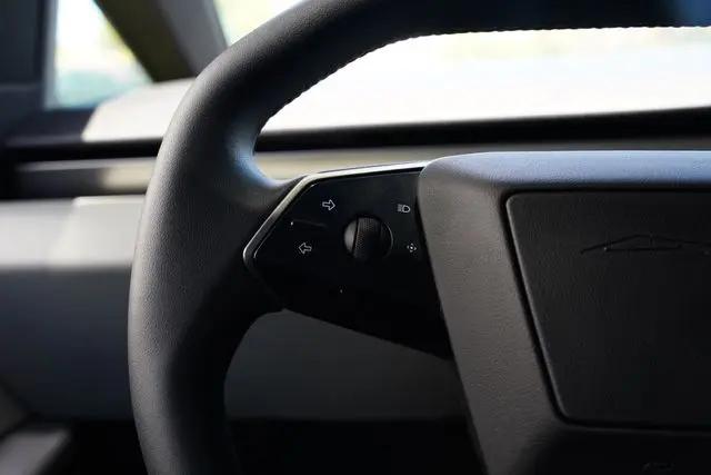 2024 Tesla Cybertruck All-Wheel Drive