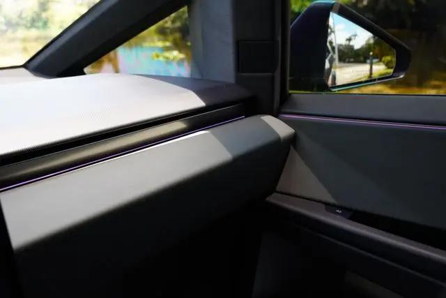 2024 Tesla Cybertruck All-Wheel Drive