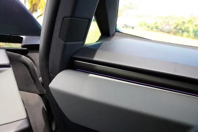 2024 Tesla Cybertruck All-Wheel Drive