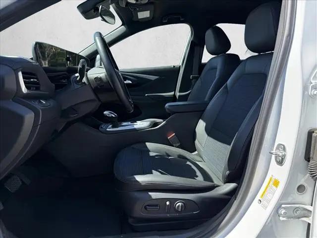 2024 Buick NV Preferred FWD