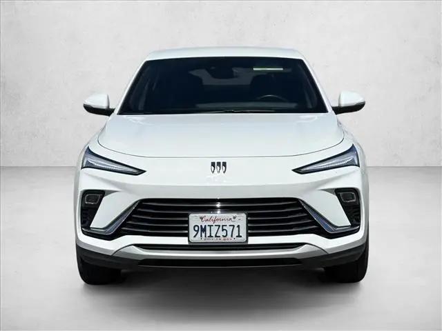 2024 Buick NV Preferred FWD
