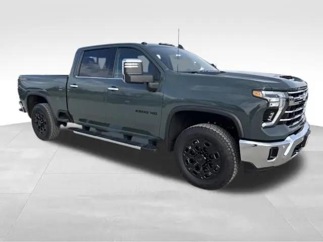 2026 Chevrolet Silverado 2500HD Crew Cab, Standard Bed, LTZ, 4WD