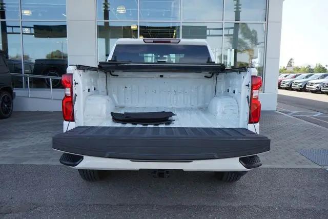 2020 Chevrolet Silverado 1500 4WD Crew Cab Short Bed RST