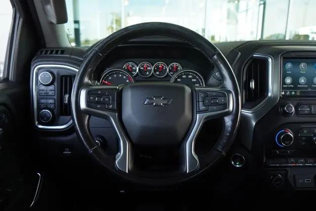2020 Chevrolet Silverado 1500 4WD Crew Cab Short Bed RST