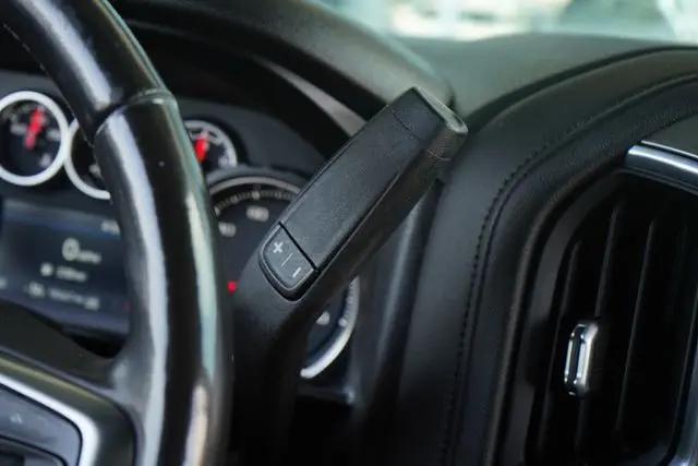 2020 Chevrolet Silverado 1500 4WD Crew Cab Short Bed RST