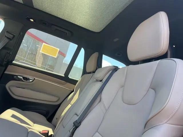 2026 Volvo XC90 Plus, B6 AWD Gas (mild hybrid), Gasoline, Bright, 7 Seats