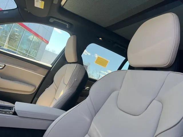 2026 Volvo XC90 Plus, B6 AWD Gas (mild hybrid), Gasoline, Bright, 7 Seats