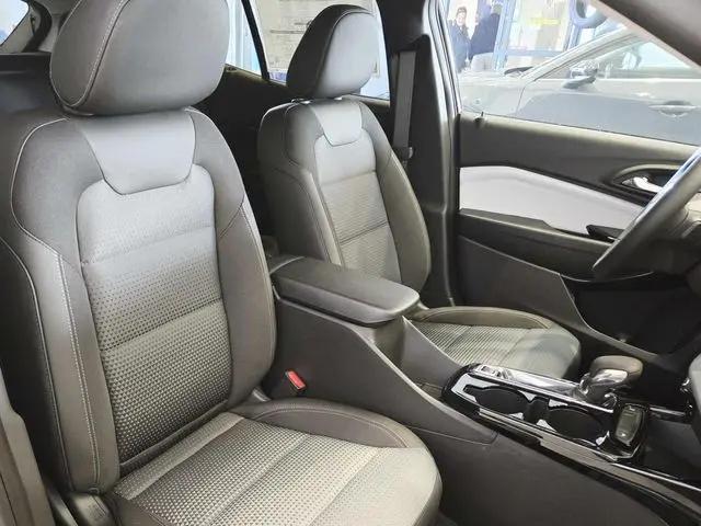 2026 Chevrolet Trax FWD LT
