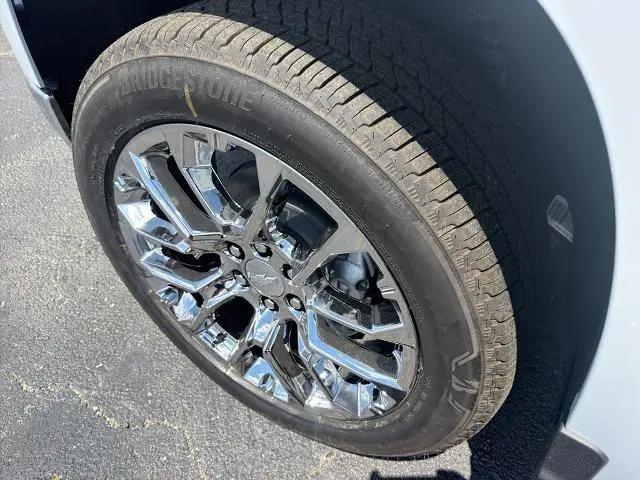 2026 Chevrolet Silverado 1500 4WD Crew Cab Short Bed LTZ