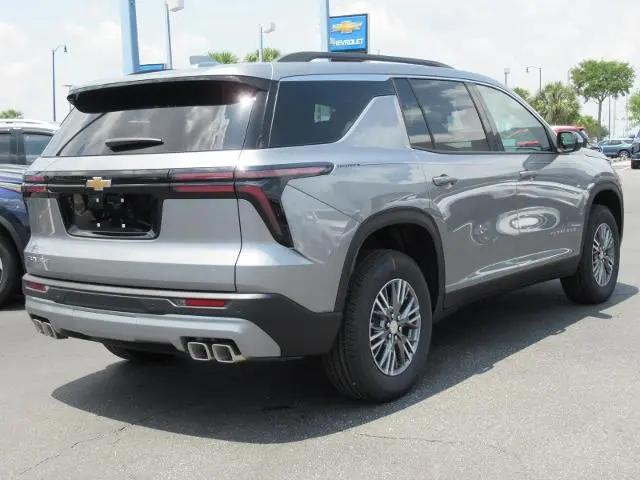 2026 Chevrolet Traverse FWD LT