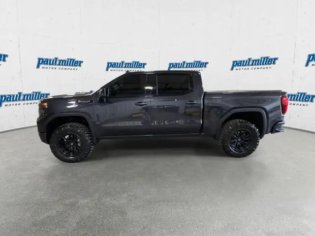 2022 GMC Sierra 1500 4WD Crew Cab Short Box AT4X