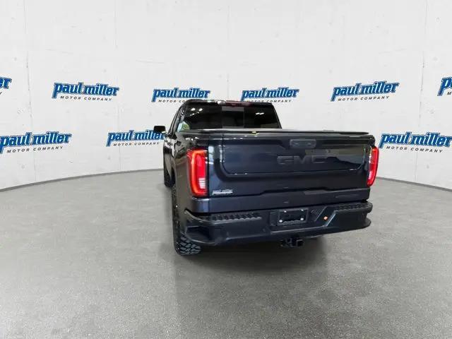 2022 GMC Sierra 1500 4WD Crew Cab Short Box AT4X
