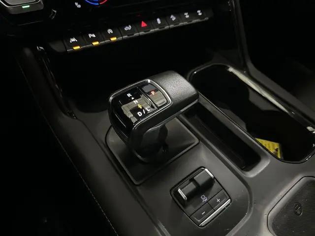 2022 GMC Sierra 1500 4WD Crew Cab Short Box AT4X