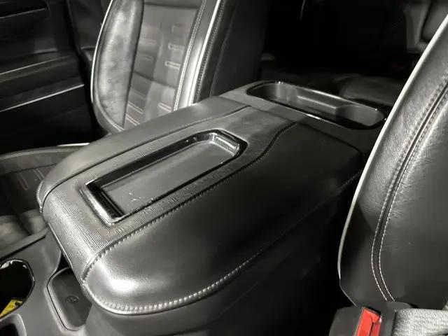 2022 GMC Sierra 1500 4WD Crew Cab Short Box AT4X