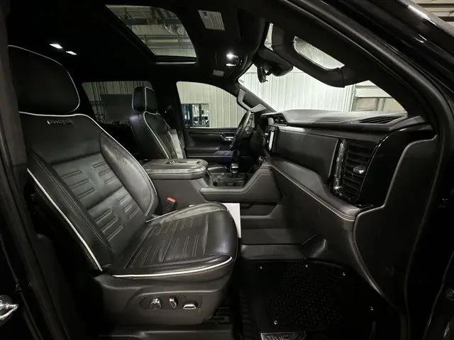 2022 GMC Sierra 1500 4WD Crew Cab Short Box AT4X