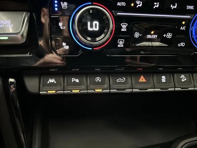 2022 GMC Sierra 1500 4WD Crew Cab Short Box AT4X