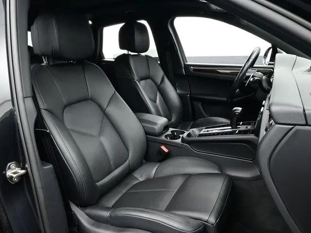 2023 Porsche Macan S