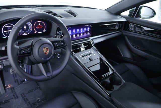 2026 Porsche Panamera 4