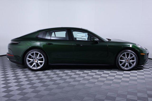 2026 Porsche Panamera 4