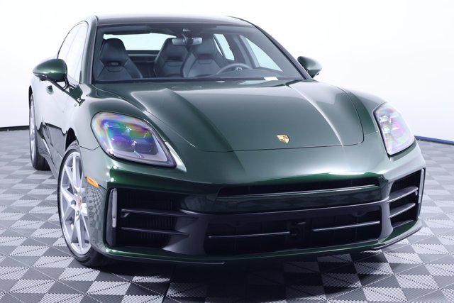 2026 Porsche Panamera 4