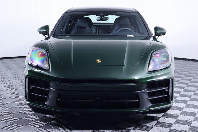 2026 Porsche Panamera 4