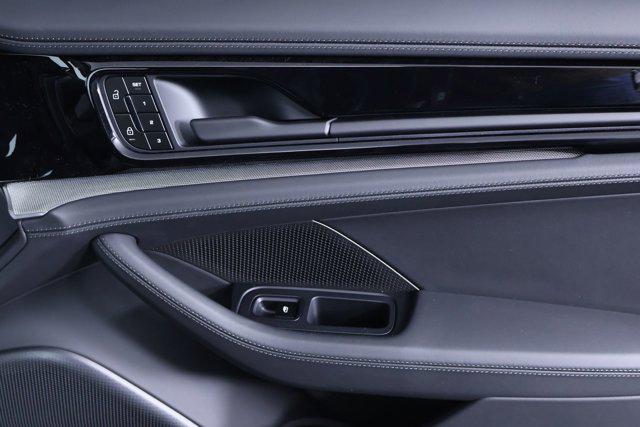 2026 Porsche Panamera 4
