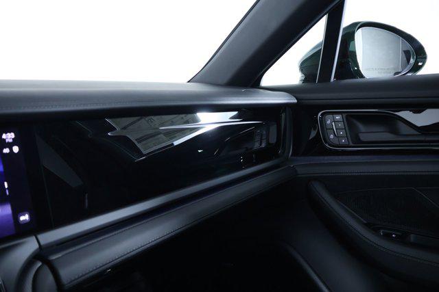2026 Porsche Panamera 4