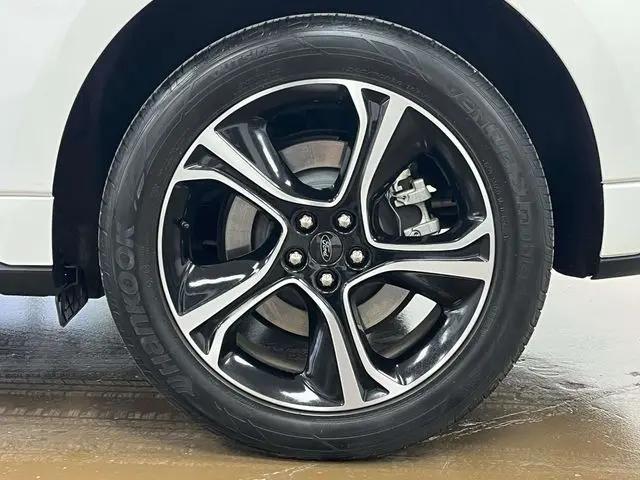 2023 Ford Edge ST