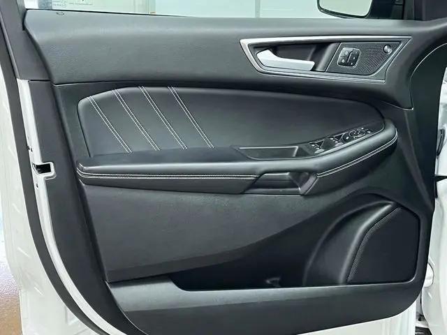 2023 Ford Edge ST
