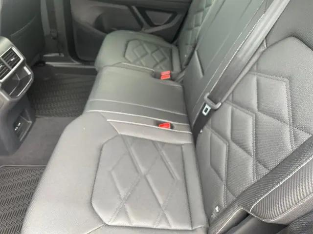 2026 Volkswagen Atlas Cross Sport SE