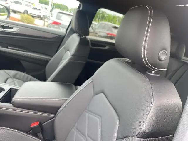 2026 Volkswagen Atlas Cross Sport SE