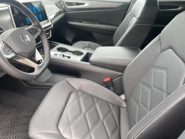 2026 Volkswagen Atlas Cross Sport SE