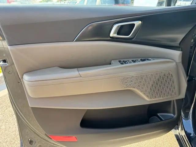 2025 Kia Carnival MPV LXS