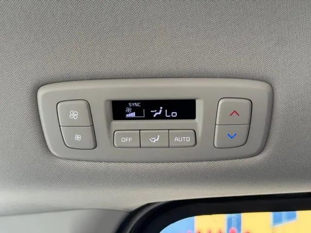 2025 Kia Carnival MPV LXS