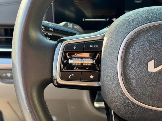 2025 Kia Carnival MPV LXS