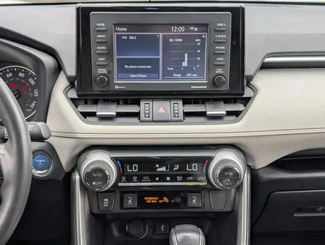 2022 Toyota RAV4 Hybrid XLE Premium
