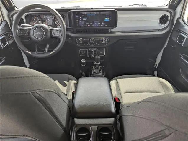 2025 Jeep Wrangler 4-Door Summit 4x4