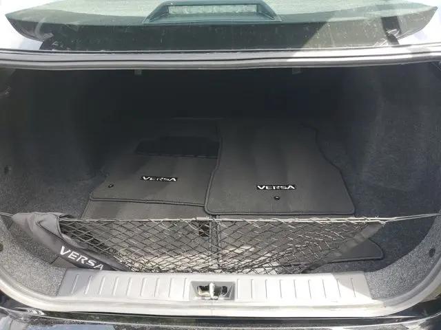 2024 Nissan Versa 1.6 S