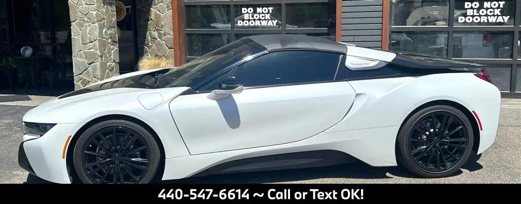 2019 BMW i8 Roadster