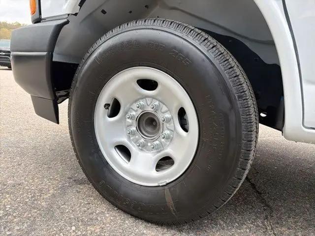 2026 Chevrolet Express Cargo Van 2500 Regular Wheelbase, WT, RWD