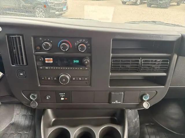 2026 Chevrolet Express Cargo Van 2500 Regular Wheelbase, WT, RWD
