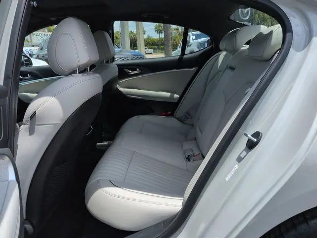 2025 Genesis G70 3.3T AWD Sport Advanced