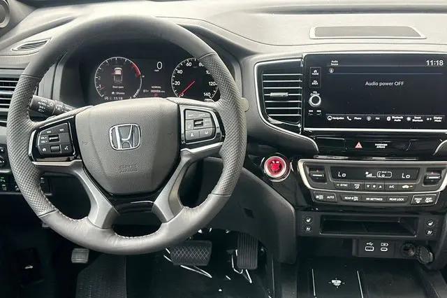 2026 Honda Ridgeline Black Edition Two-Tone