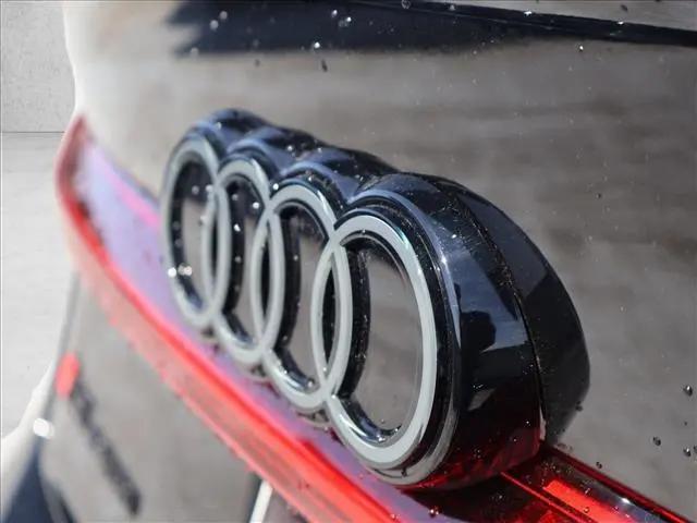 2027 Audi e-tron Sportback Premium Plus quattro