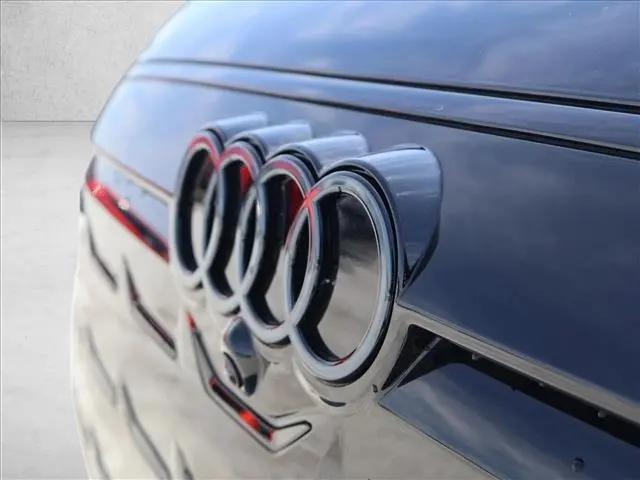 2027 Audi e-tron Sportback Premium Plus quattro