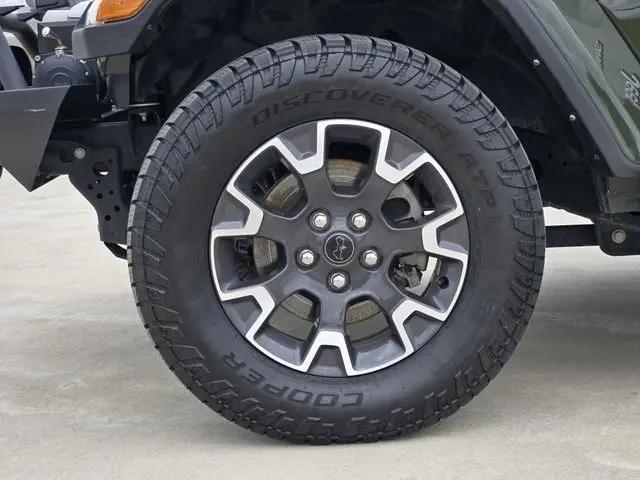 2024 Jeep Wrangler 4-Door Sahara 4x4