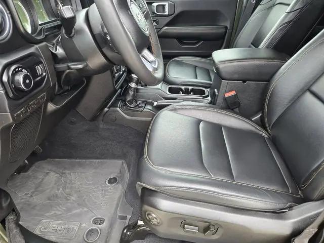 2024 Jeep Wrangler 4-Door Sahara 4x4