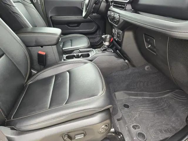 2024 Jeep Wrangler 4-Door Sahara 4x4