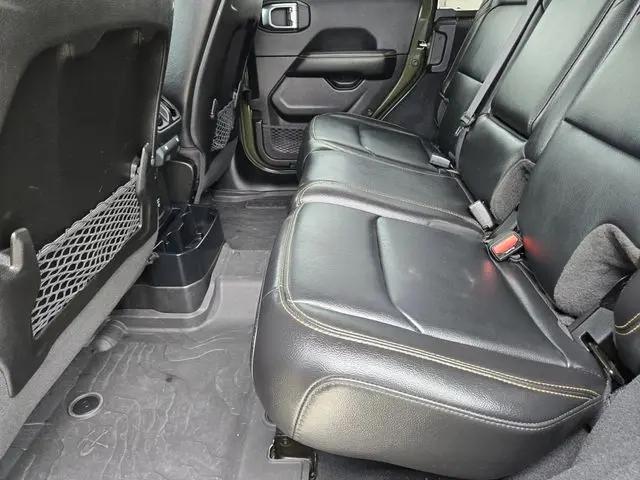 2024 Jeep Wrangler 4-Door Sahara 4x4