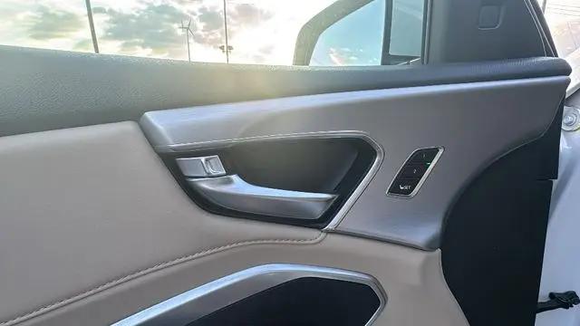 2023 Acura RDX Standard
